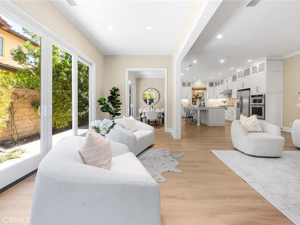 51 Thoroughbred, Irvine CA 92602