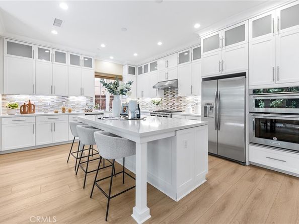 51 Thoroughbred, Irvine CA 92602