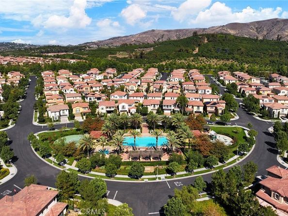 51 Thoroughbred, Irvine CA 92602