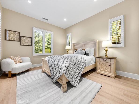 51 Thoroughbred, Irvine CA 92602