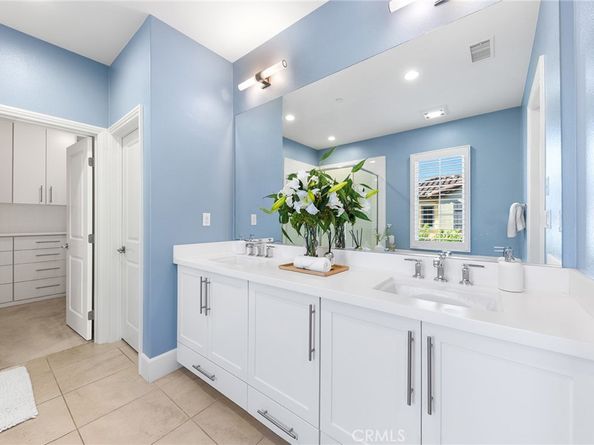 51 Thoroughbred, Irvine CA 92602