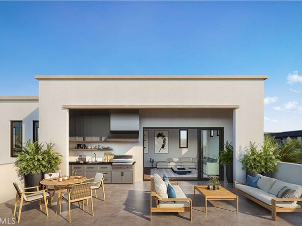 4261 Uptown Newport Drive 6P, Newport Beach CA 92660