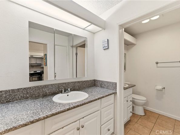 600 W 3rd St B116, Santa Ana CA 92701