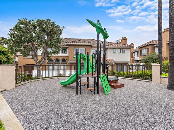 239 California, Mission Viejo CA 92692