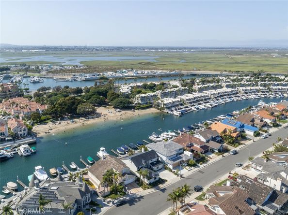 3299 Tempe Drive, Huntington Beach CA 92649