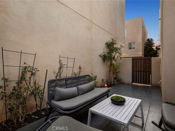 181 Carmine, Irvine CA 92618