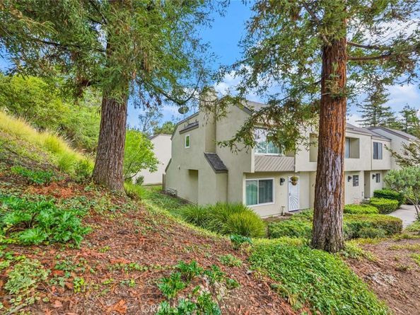 177 N Singingwood Street 22, Orange CA 92869