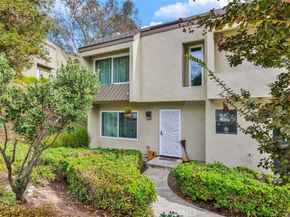 177 N Singingwood Street 22, Orange CA 92869