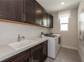 255 Sawbuck, Irvine CA 92618