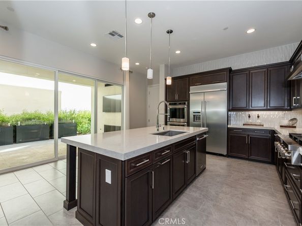 255 Sawbuck, Irvine CA 92618