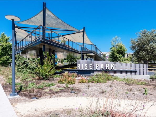 255 Sawbuck, Irvine CA 92618