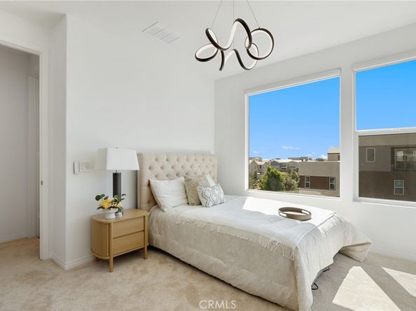 201 Merit, Irvine CA 92618