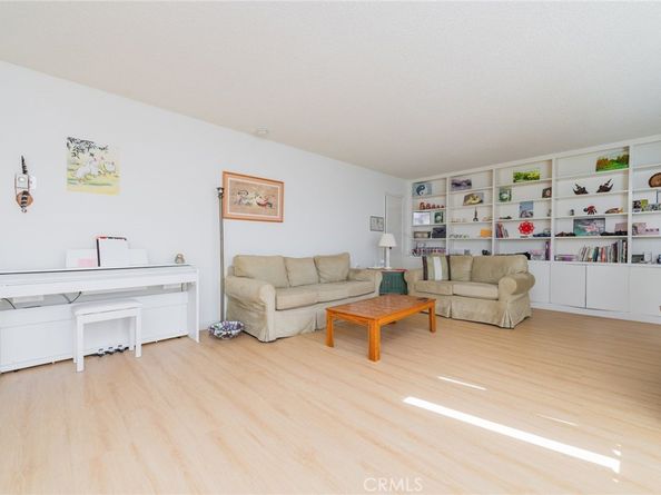 3244 San Amadeo 2C, Laguna Woods CA 92637