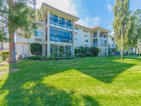 3244 San Amadeo 2C, Laguna Woods CA 92637