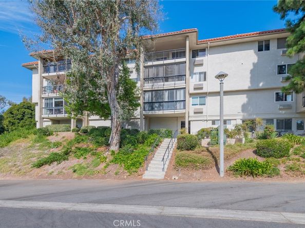 3244 San Amadeo 2C, Laguna Woods CA 92637