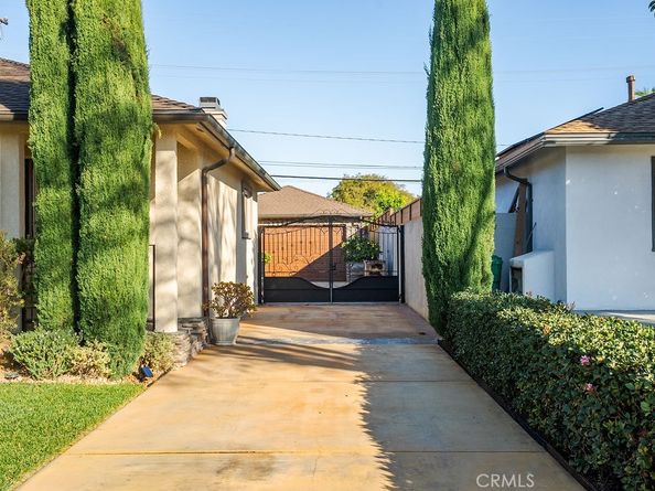 1826 Mcnab, Long Beach CA 90815