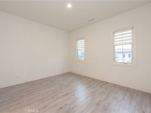93 Spacial, Irvine CA 92618