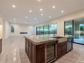 93 Spacial, Irvine CA 92618