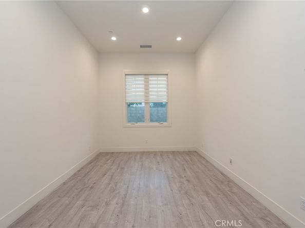 93 Spacial, Irvine CA 92618