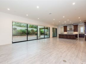 93 Spacial, Irvine CA 92618