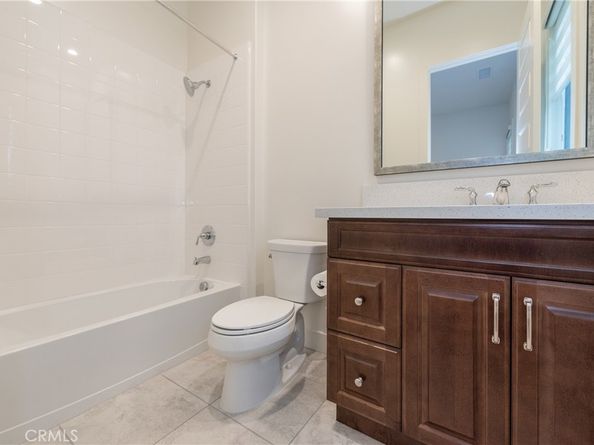 93 Spacial, Irvine CA 92618