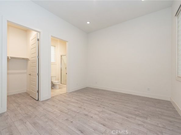 93 Spacial, Irvine CA 92618