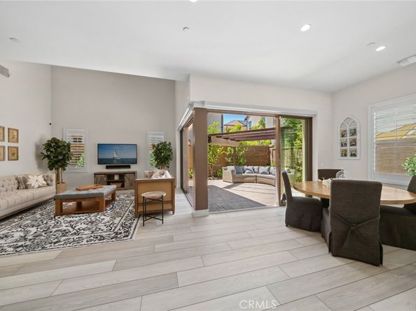 143 Trumpet Flower, Irvine CA 92618