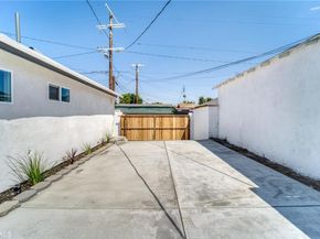 11443 11445 Saticoy Street, North Hollywood CA 91605