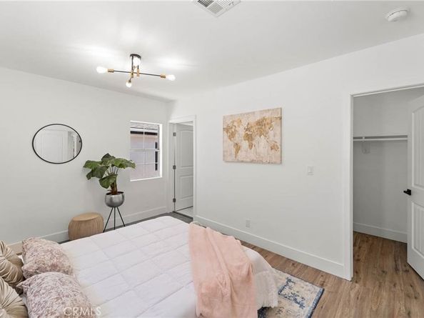 11443 11445 Saticoy Street, North Hollywood CA 91605