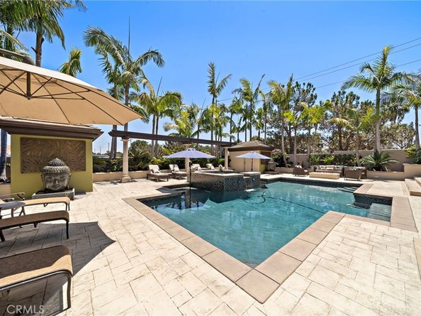 18976 Rockinghorse Lane, Huntington Beach CA 92648