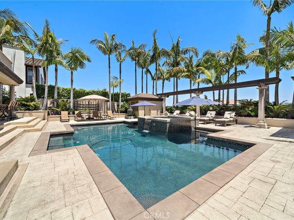 18976 Rockinghorse Lane, Huntington Beach CA 92648