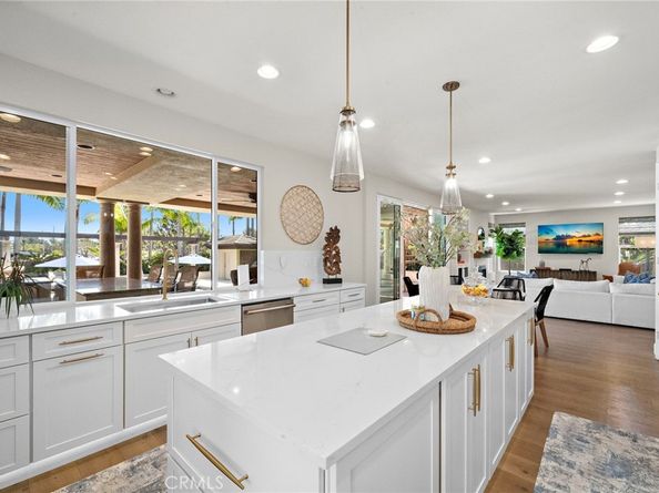 18976 Rockinghorse Lane, Huntington Beach CA 92648