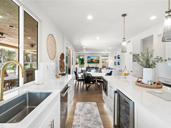 18976 Rockinghorse Lane, Huntington Beach CA 92648