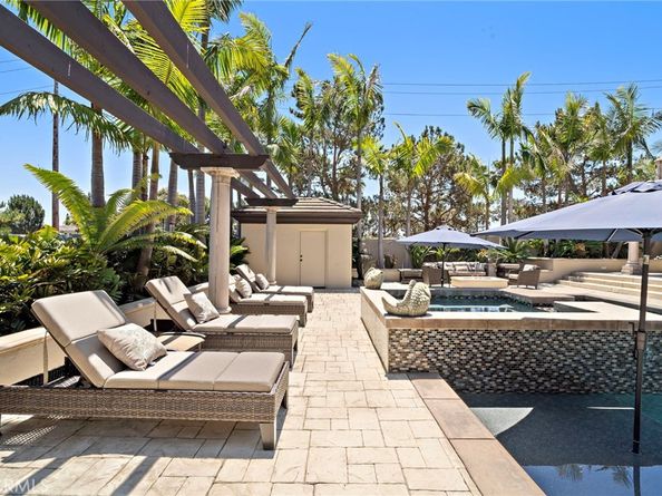 18976 Rockinghorse Lane, Huntington Beach CA 92648