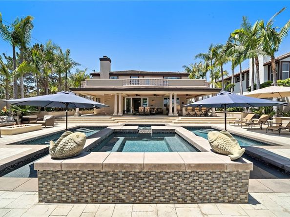 18976 Rockinghorse Lane, Huntington Beach CA 92648