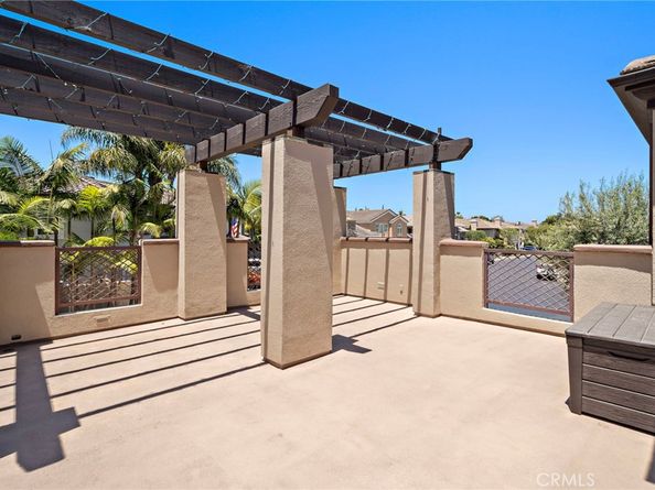 18976 Rockinghorse Lane, Huntington Beach CA 92648