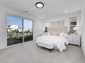 484 Chorus, Irvine CA 92618