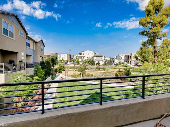 484 Chorus, Irvine CA 92618