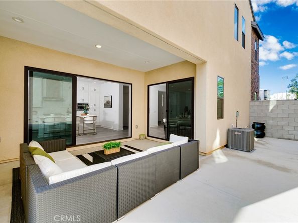 484 Chorus, Irvine CA 92618