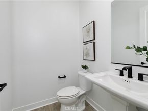 484 Chorus, Irvine CA 92618