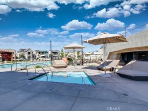 484 Chorus, Irvine CA 92618