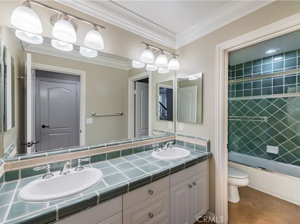 53 Sweet Bay, Irvine CA 92603