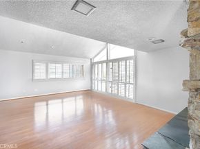 3859 Hollyview Terrace, Culver City CA 90232