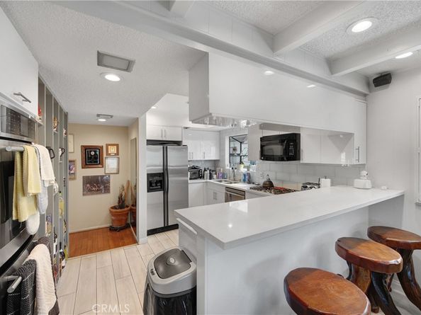 3859 Hollyview Terrace, Culver City CA 90232