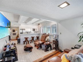 3859 Hollyview Terrace, Culver City CA 90232