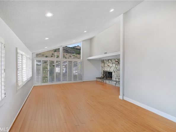 3859 Hollyview Terrace, Culver City CA 90232