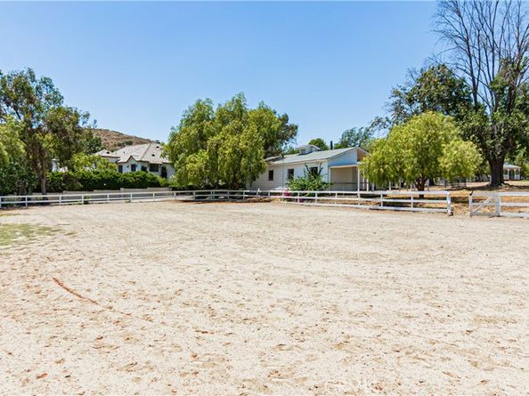 10911 Meads, Orange CA 92869