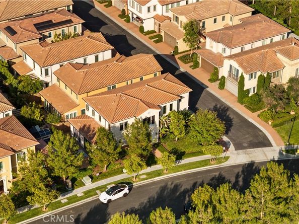 51 Painted Sky, Irvine CA 92602