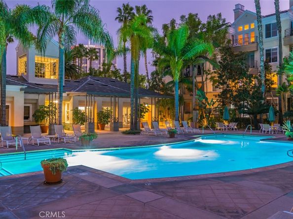 2243 Martin 419, Irvine CA 92612