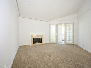 2243 Martin 419, Irvine CA 92612